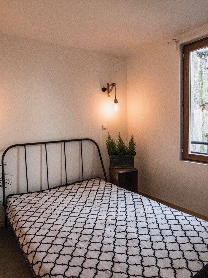 lit de la chambre double de Mille Cabanes